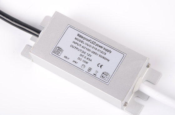 driver ultra sottile di 0.83A 105g LED, alimentazione elettrica esile impermeabile di IP67 LED