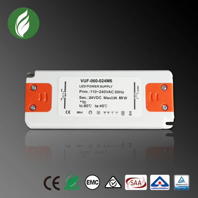Alimentazione elettrica di plastica di CC 60W del driver 24V della classe 2 LED per la luce di striscia del LED