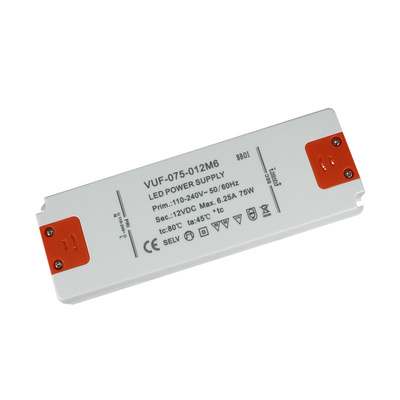 Alimentazione elettrica del driver 12V 75W di Constant Voltage LED della custodia in plastica per la luce di striscia