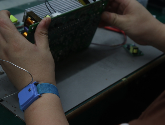 Alimentazione elettrica portatile ricaricabile di stoccaggio della centrale elettrica all'aperto con l'invertitore 600W 30V