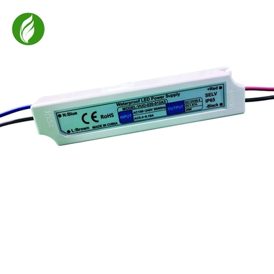 custodia in plastica del driver 24V della luce di striscia di 20W 830mA LED per il dispositivo di raffreddamento