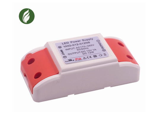 Driver di plastica pratico ultraleggero 12W 12V del LED per i riflettori