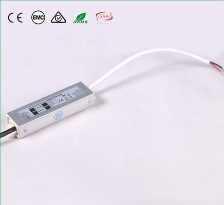 Peso leggero all'aperto impermeabile di Power Supply 12V 30W del driver dell'OEM LED
