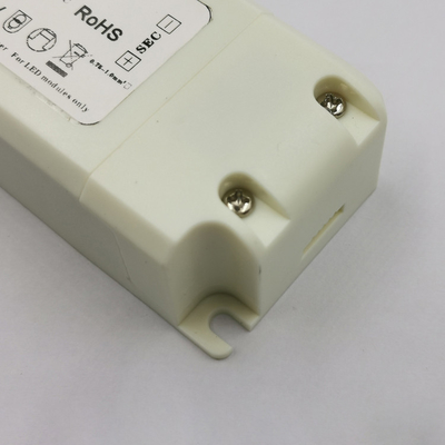Alimentazione elettrica leggera di Dimmable del triac IP20, driver della striscia di 1500mA Dimmable LED